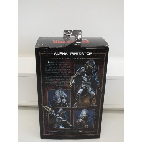 46 - NECA ULTIMATE ALPHA PREDATOR 100th EDITION 7