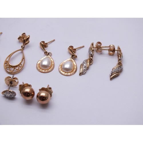 53 - 5 PAIRS OF EARRINGS INCLUDES 3 x 9ct GOLD HALLMARKED PAIRS