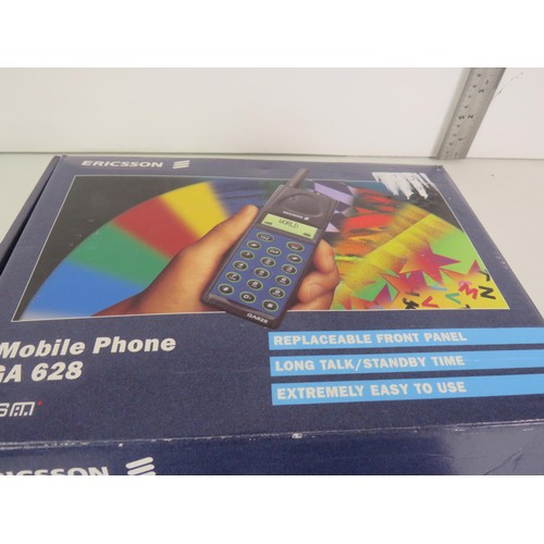 209 - ERICSSON MOBILE PHONE GA628 AND ACCESSORIES