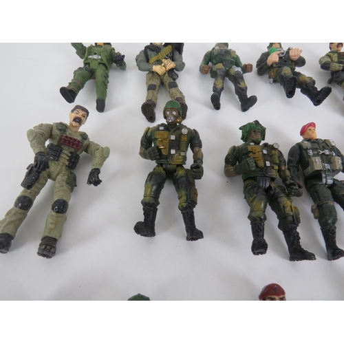 193 - 15 x TOY SOLDIERS