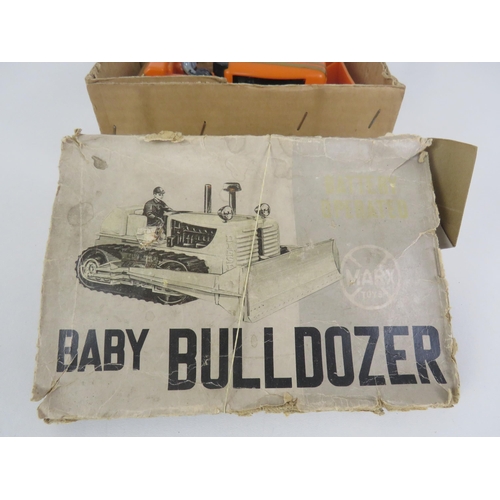 194 - BABY BULLDOZER AND SCALELEX PATROL BOAT