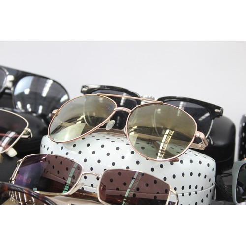 405 - 50 x Assorted SUNGLASSES Inc Givenchy, Versus Versace, French Connection etc