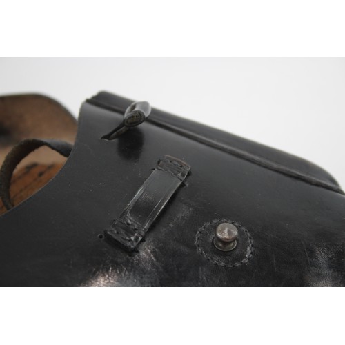 415 - Vintage leather Holster