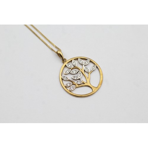 462 - 9ct gold diamond tree of life pendant necklace (2g)