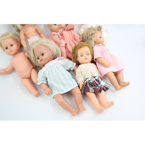 495 - 7 x Assorted Vintage BABY DOLLS Inc Clothing, Toddler Etc