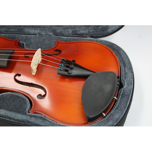 497 - Ambassador Student VIOLIN & Case Inc Bow, Headrest, Tuner Etc