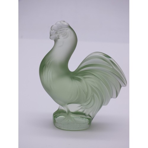 92 - LALIQUE SIGNED GREEN FROSTED GLASS ROOSTER/COCKERILL Height 6.5cms