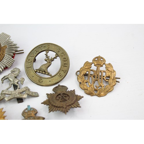 520 - 10 x Military Cap Badges Inc Lovat Scouts, South Lancashire, Royal Scots, Etc