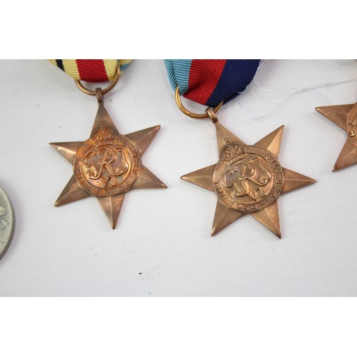 532 - 5 x WW2 Medals Inc Africa, Italy, 1939-45 Stars, Etc