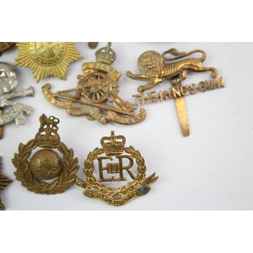 547 - 12 x Military Cap Badges Inc RAF, RASC, Military Police, Etc