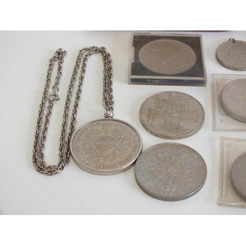 229 - SELECTION OF COINS and COIN JEWELLERY INCLUDES £5 COIN and COMMEMORATIVE COINS