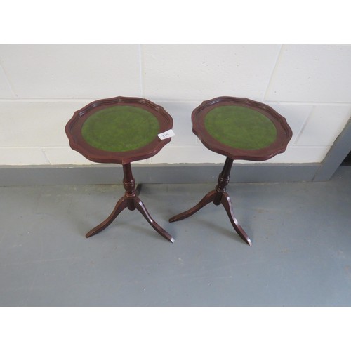 319 - 2x GREEN LEATHER TOP SIDE TABLES