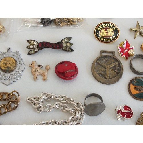 289 - JEWELLERY, PIN BADGES, CUFFLINKS etc