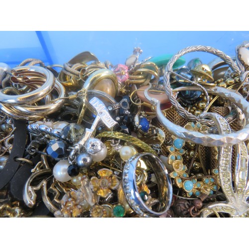 283 - LARGE TUB OF ASSORTED JEWELLERY INCLUDES VINTAGE EARRINGS, BRACELETS, NECKLACES, BROOCHES etc