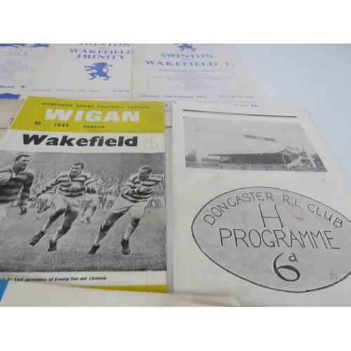 102 - COLLECTION OF 1950'S WAKEFIELD TRINITY AWAY RUGBY LEAGUE PROGRAMMES