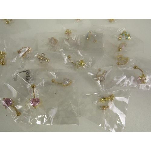 322 - 30 x NEW ASSORTED BELLY BARS