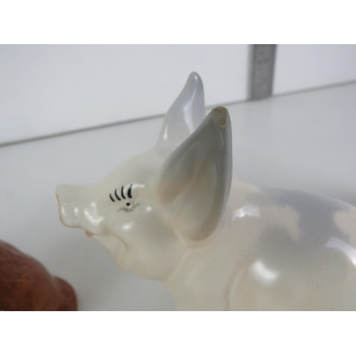 126 - CERAMICS ANIMALS- 2 x BESWICK CATS, 1 x PIG, 1 x ROYAL DOULTON CAT