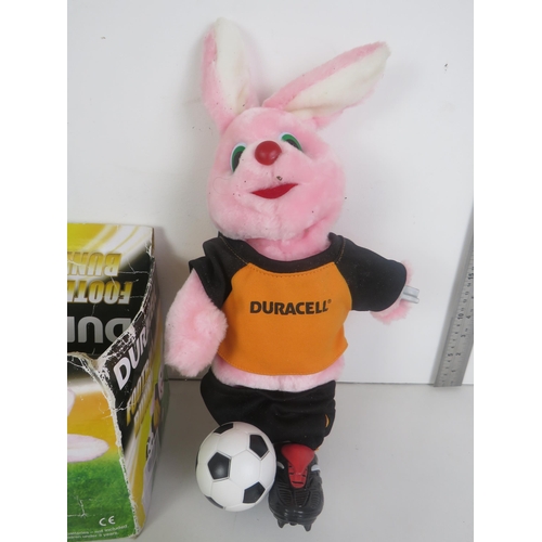 140 - DURACELL FOOTBALL BUNNY, FIREMAN CAR, SNOOPY DRUM PLAYER AND SNOOPY GUITAR PLAYER