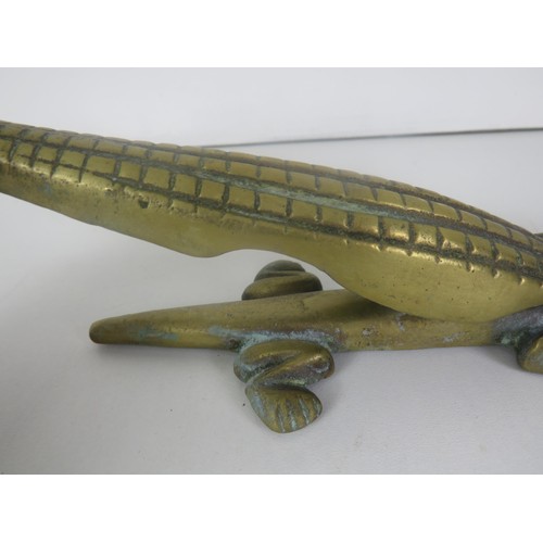 209 - VINTAGE BRASS CROCODILE