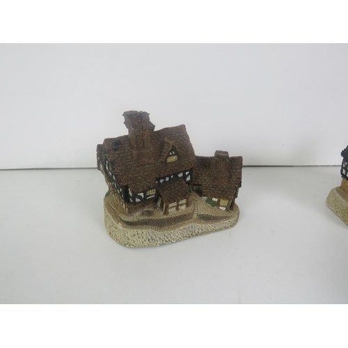 153 - 4 x DAVID WINTER HOUSE ORNAMENTS- TUDOR MANOR HOUSE, STRATFORD HOUSE, FISHERMANS COTTAGE AND THE BAK... 