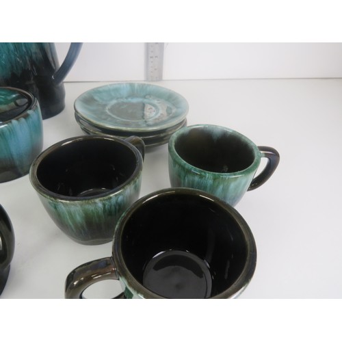 89 - 13 PIECE BLUE MOUNTAIN POTTERY DRIP GLAZE GREEN COFFEE/TEA SERVICE MID CENTURY MODERN STYLISH IN VER... 