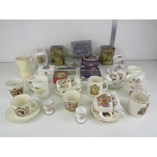 161 - ROYAL MEMORABILIA, CUPS, SAUCERS, BOOKS, PLATES AND TINS includes PRINCESS MARY TIN