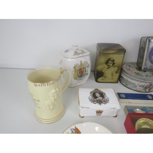 161 - ROYAL MEMORABILIA, CUPS, SAUCERS, BOOKS, PLATES AND TINS includes PRINCESS MARY TIN