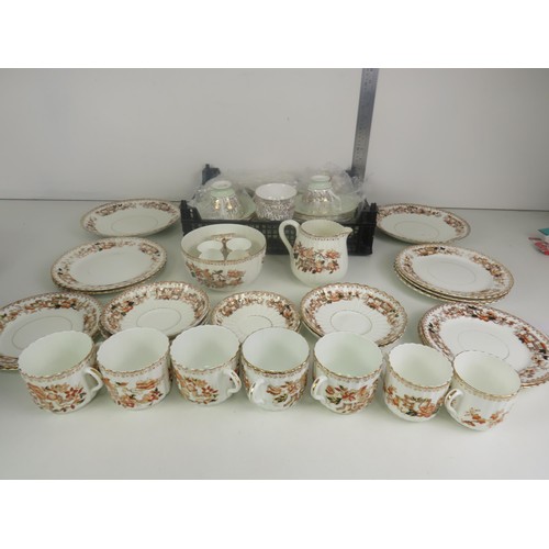 163 - ROYAL VALE TEA SET OF INDIAN TREE TEA SET I.E EGG CUPS, SAUCERS, SIDE PLATES, CREAM JUG AND BOWL