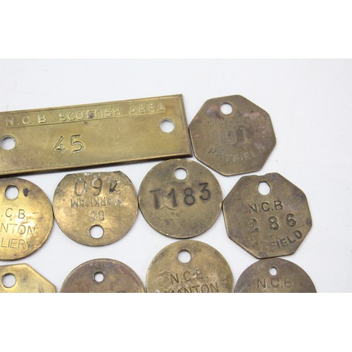 425 - 18 x Brass Pit Checks Inc Manton, Markham, Hatfield, Brodsworth