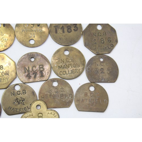 425 - 18 x Brass Pit Checks Inc Manton, Markham, Hatfield, Brodsworth