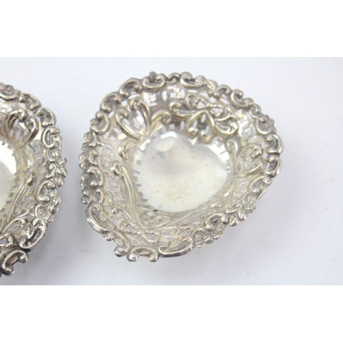 437 - 2 x Antique Hallmarked 1898 Chester STERLING SILVER Bon Bon Dish (36g)