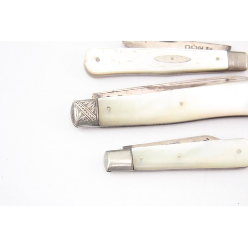 465 - 3 x Antique Hallmarked .925 STERLING SILVER Knives with Mother of Pearl Handle (59g)