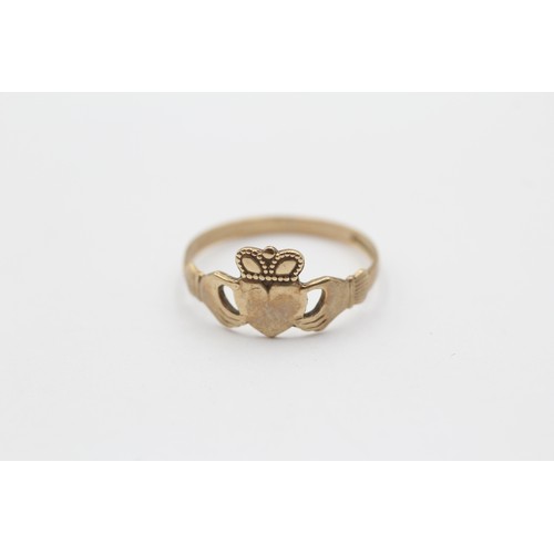 482 - 9ct Gold Claddagh Statement Ring (1.3g) - Size N