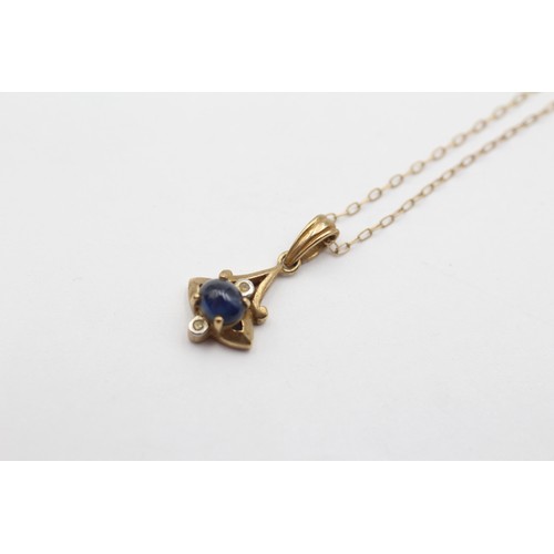 514 - 9ct White And Yellow Gold Sapphire And Diamond Vertical Trilogy Pendant Necklace (1.7g)