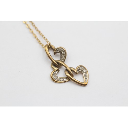 520 - 9ct White And Yellow Gold Diamond Paved Heart Frame Trilogy Drop Pendant Necklace (2g)