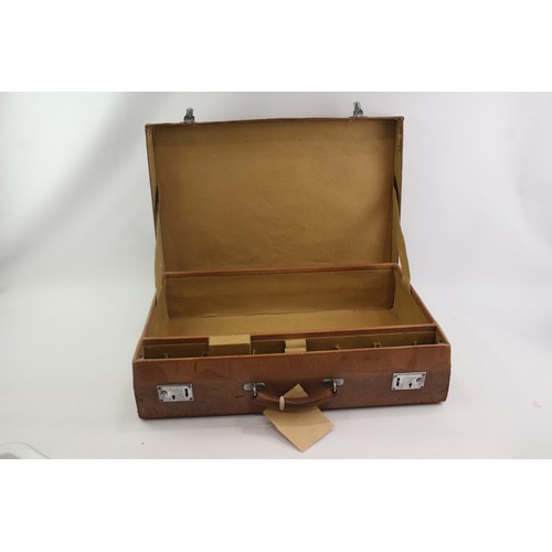 542 - Vintage Suitcase with Opening Front Compartment, Latches & Handle