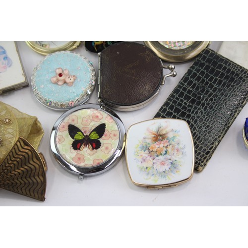 543 - 35 x Assorted Ladies Vanity MIRRORS Inc Vintage, Compact, Lip Mirrors, KIGU etc