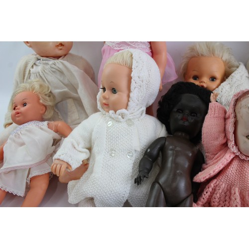 549 - 8 x Assorted Vintage BABY DOLLS Inc Palitoy, Pedigree, Mattel Etc