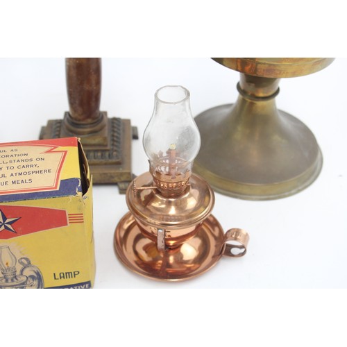 571 - 4 x Assorted Vintage OIL / KEROSENE LAMPS Inc Brass, Boxed, Square Base Etc