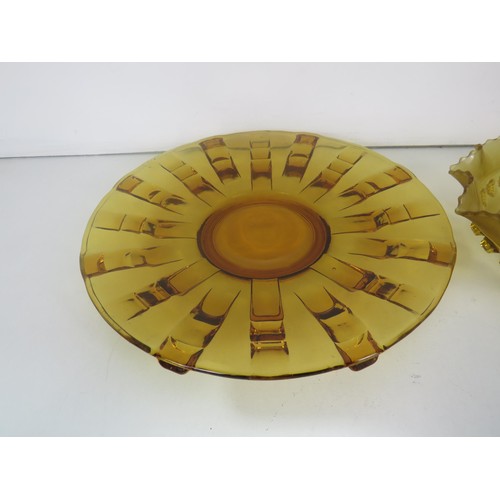 351 - 3 x AMBER GLASS PLATES/DISHES AND AN ART GLASS DOLPHIN