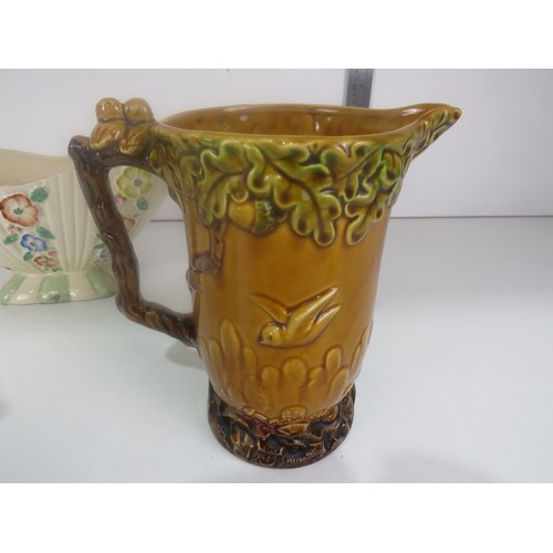 353 - WADEHEATH SQUIRREL AND OAK TREE JUG, AYNSLEY MILLENIUM DAFFODIL VASE, STONEWARE BOWL AND VASE PLANTE... 