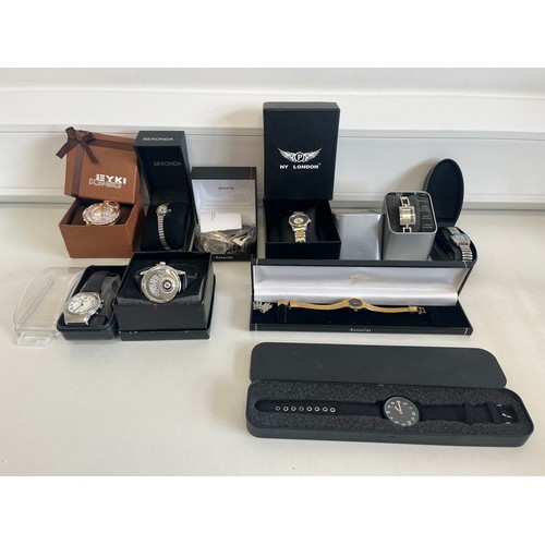 391 - 10x BOXED WATCHES TO INCLUDE SEKONDA, ACCURIST ETC