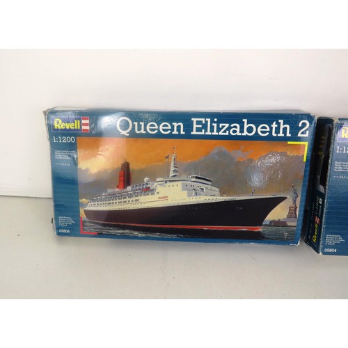 120 - TWO REVELL SCALE MODEL KITS TITANIC AND QUEEN ELIZABETH