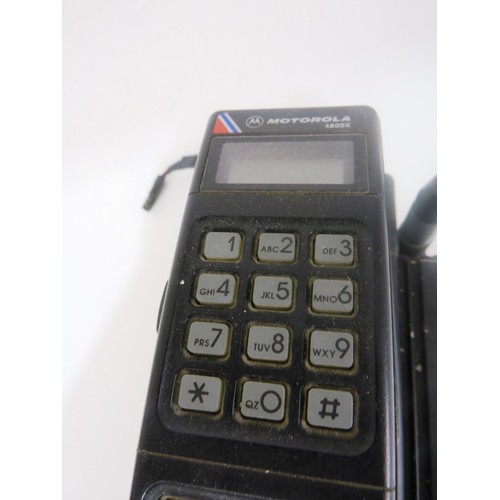 140 - 1980 CAR MOTOROLLA PHONE