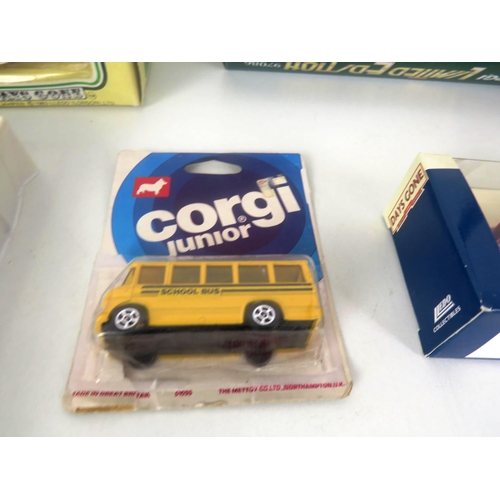 66 - 5 x BOXED DIECAST INCLUDES CORGI JUNIOR SCHOOL BUS, SET OF VINTAGE CAR MINIATURES, CORGI REMOVALS VA... 