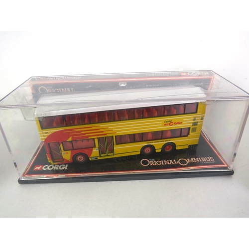 71 - 5 x BOXED DIECAST INCLUDES LANDSEND BAGNALL FORK LIFT, VITESSO CRYSLER AND CORGI OMNIBUS