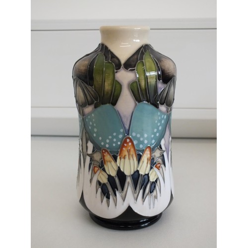 87 - MOOCROFT INDIGO LACE VASE BY VICKY LOVATT 2014- HEIGHT 5.25