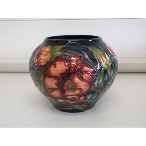 90 - MOORCROFT POPPY LTD EDITION VASE 63/200 BY RICHARD BISHOP - SIGNED ON THE BASE MEASURES APPROXIMATEL... 