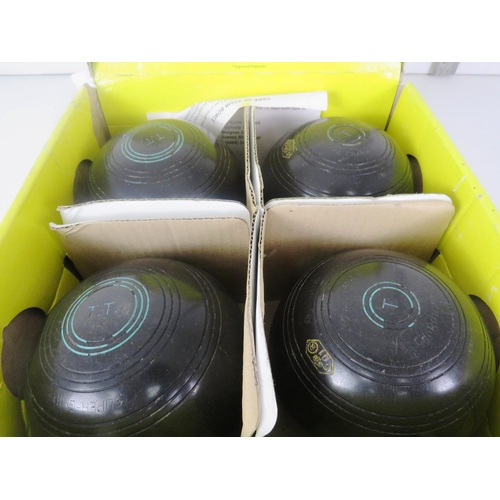 259 - BOXED SET OF FOUR HENSELITE LAWN BOWLS