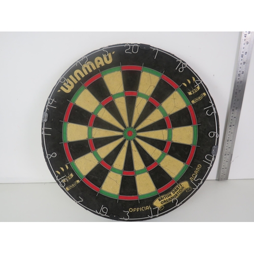 284 - DARTBOARD- OFFICIAL BRISTLE BOARD IN GOOD CONDITION WITH DARTS